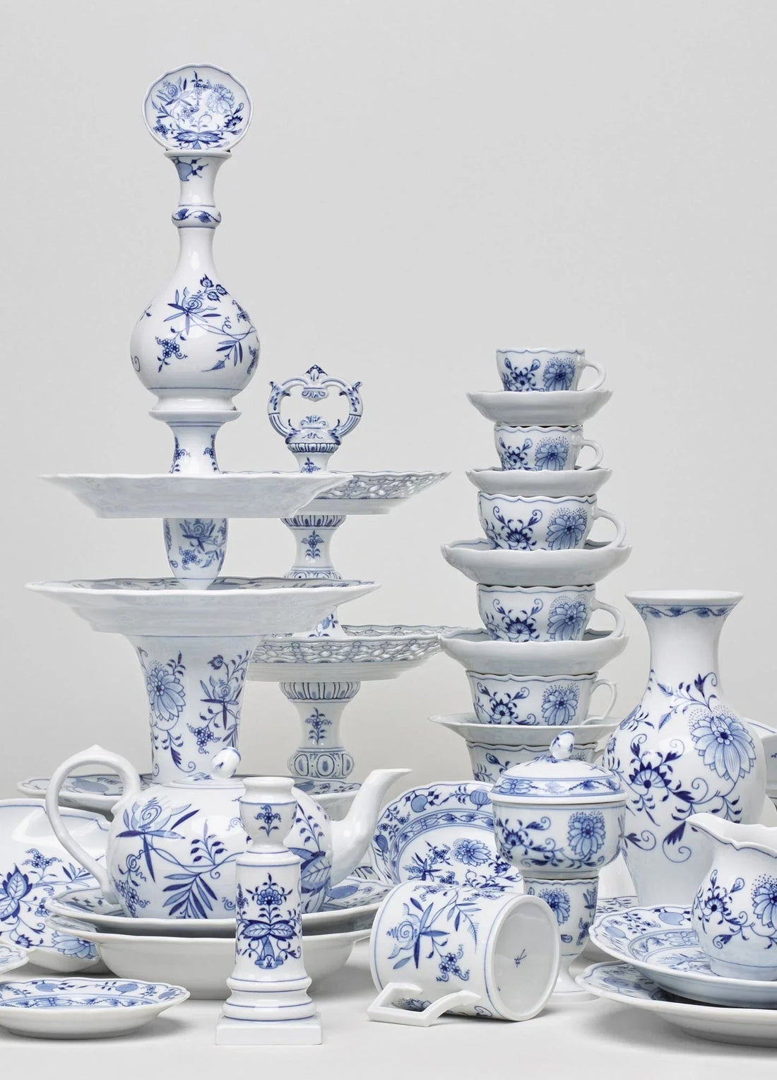 Meissen – Die Wiege des Europäischen Porzellans: Handwerkskunst mit Gekreuzten Schwertern seit 1710