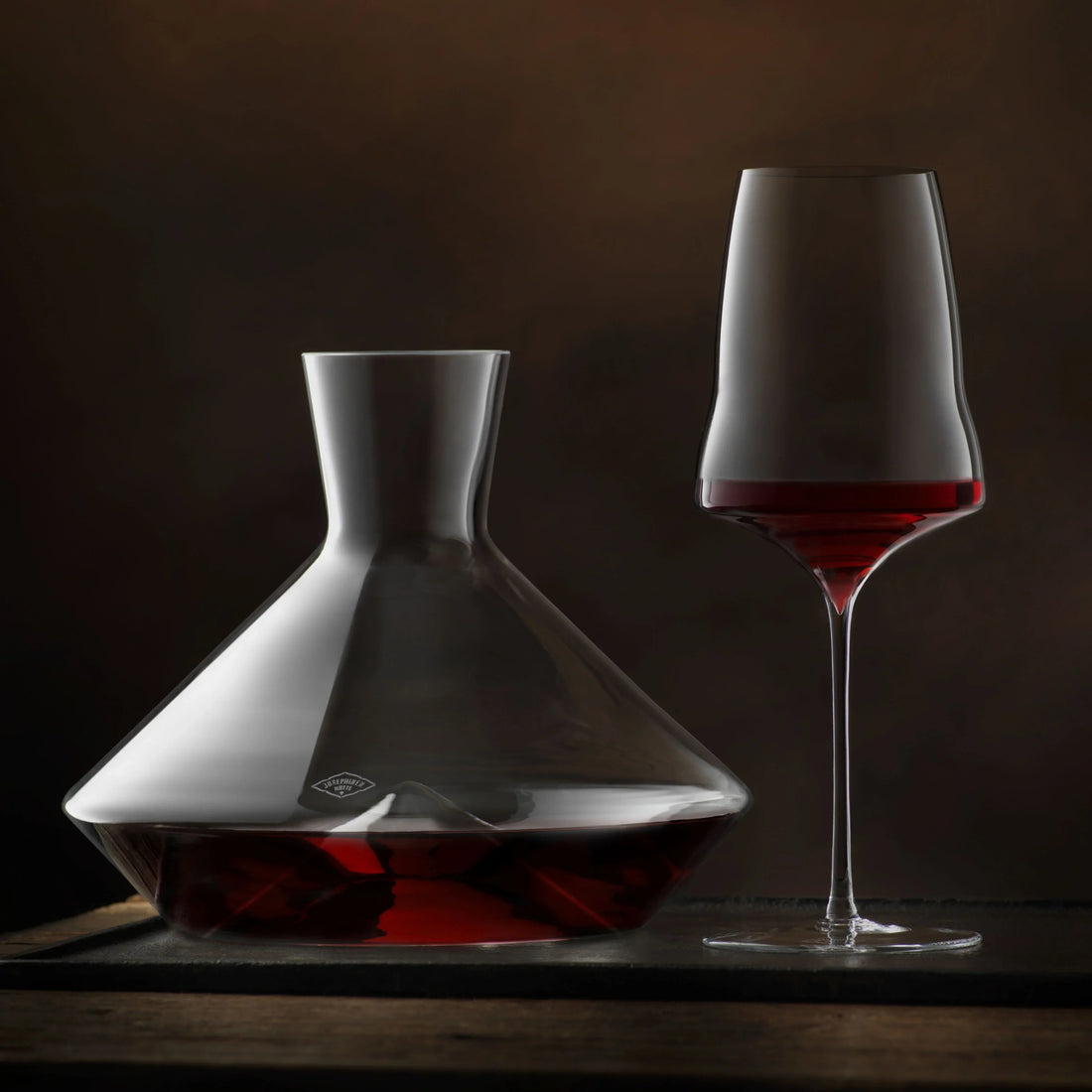 Josephinenhütte: Eleganz in Glas – Handwerkskunsttrifft Glasarchitektur